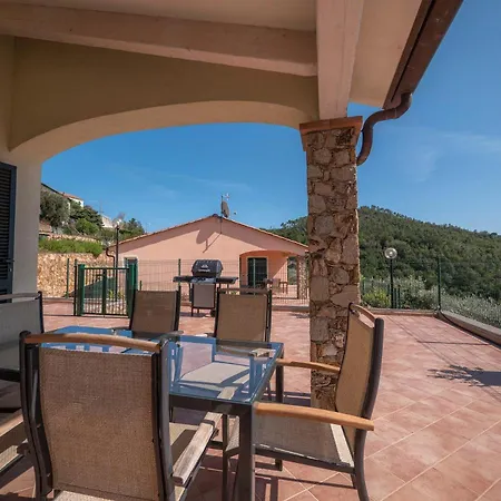 Apartman Il Casale - Wellness E Piscina Riscaldata