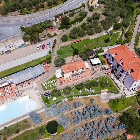 Il Casale - Wellness, Piscina E 4* Tovo San Giacomo