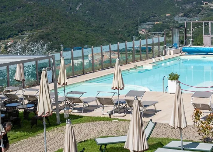 Il Casale - Wellness E Piscina Riscaldata Aparthotel
