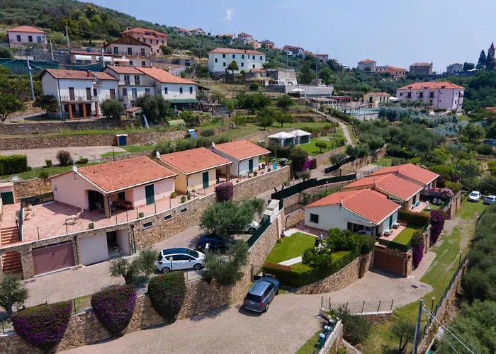 아파트호텔 Il Casale - Wellness E Piscina Riscaldata 4*