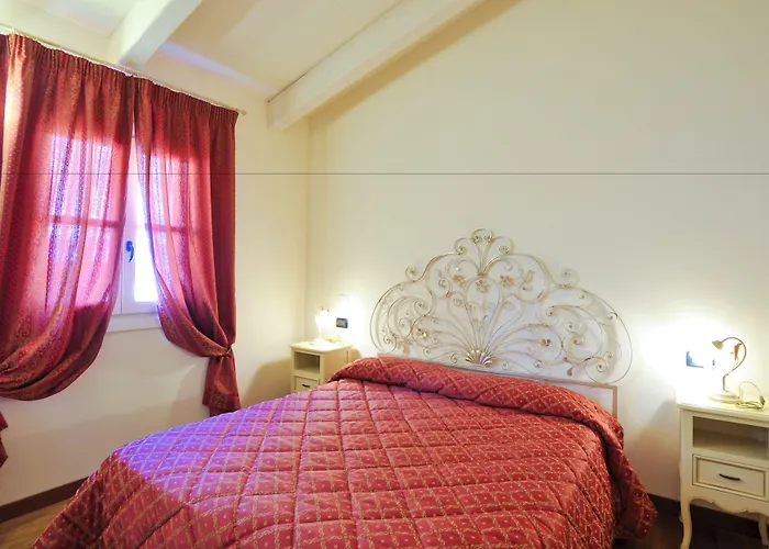 아파트호텔 Il Casale - Wellness E Piscina Riscaldata