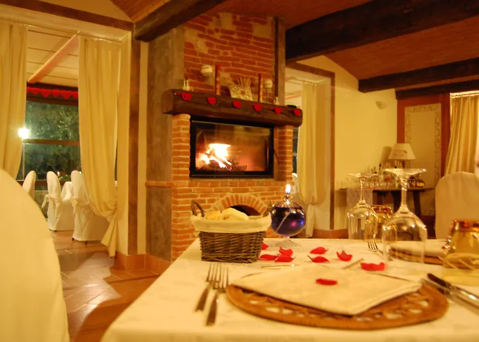 Il Casale - Wellness E Piscina Riscaldata 4*
