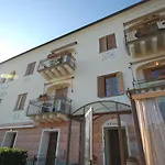 Residence Villa Il Casale - Appartamenti Wellness, Piscina E Spa 4* Tovo San Giacomo