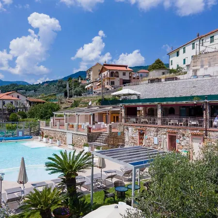 Apart Otel Il Casale - Wellness, Piscina E