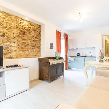 Daire Il Casale - Wellness E Piscina Riscaldata