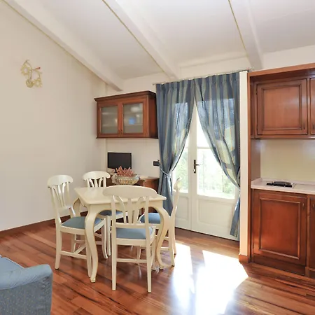 Apart Otel Il Casale - Wellness, Piscina E