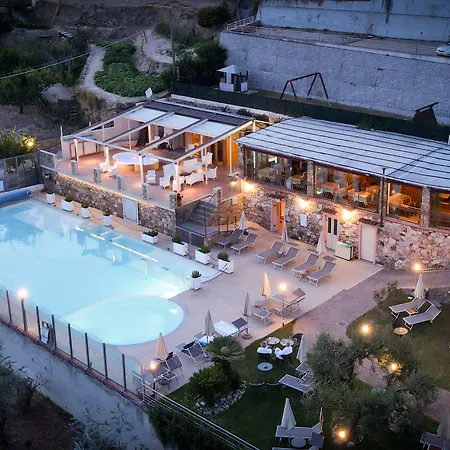 Il Casale - Wellness, Piscina E Tovo San Giacomo