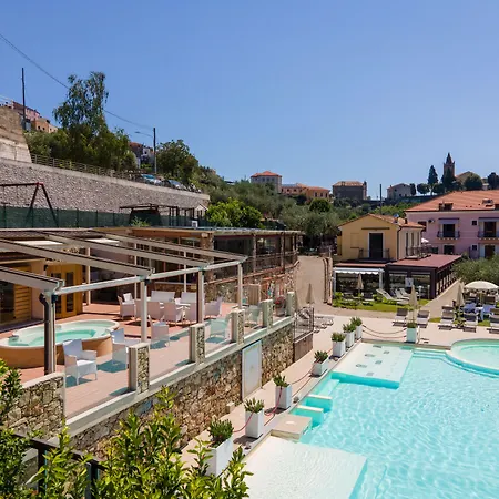 Il Casale - Wellness, Piscina E アパートホテル Tovo San Giacomo