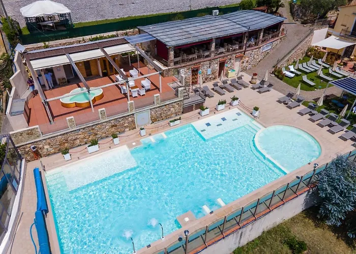Il Casale - Wellness E Piscina Riscaldata Tovo San Giacomo