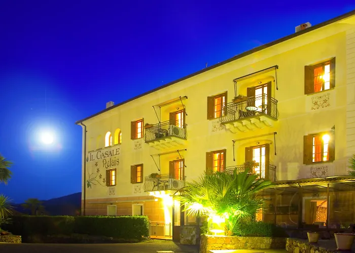 Il Casale - Wellness E Piscina Riscaldata Lägenhetshotell